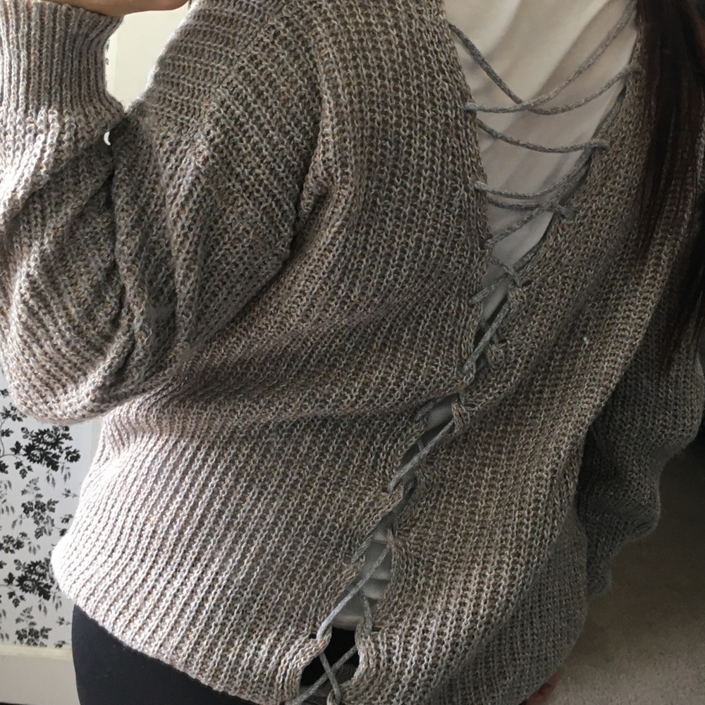 Sweater!!! - Picture 2 of 2